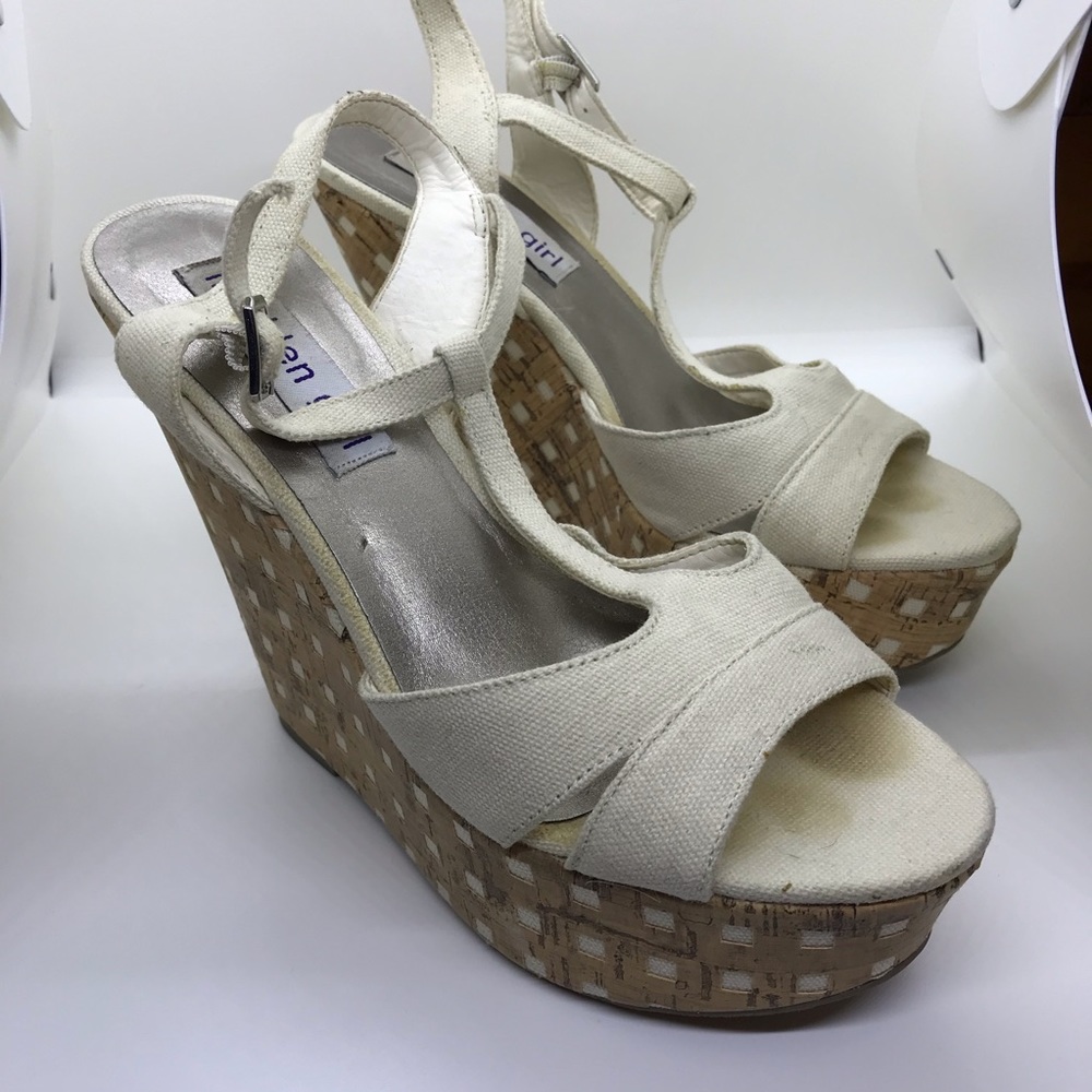 Madden Girl Wedges